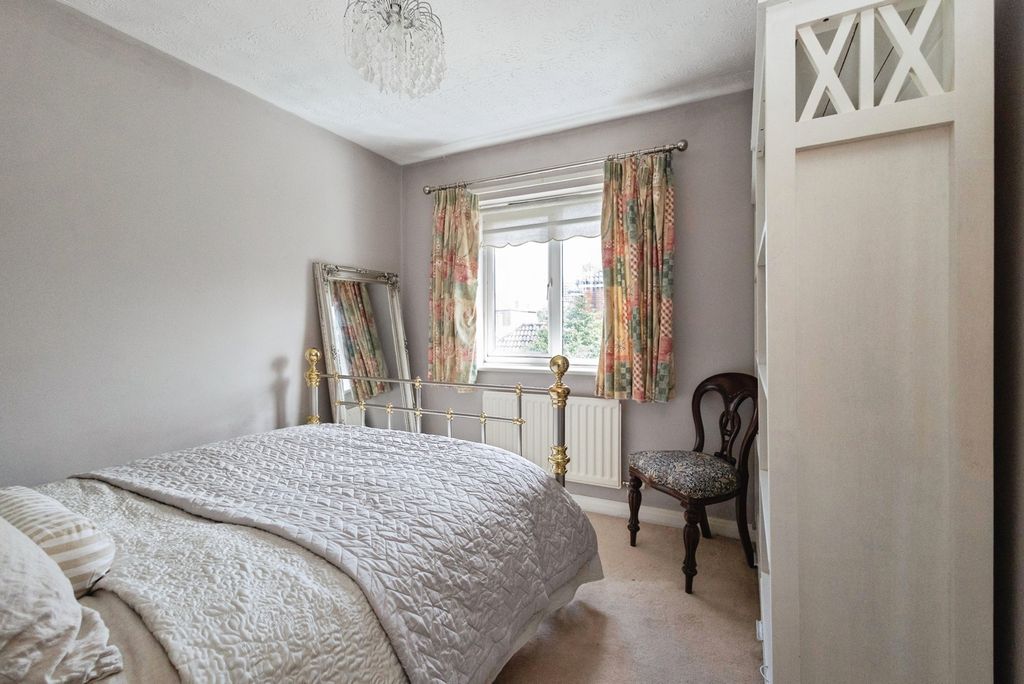 Additional image 8 of 3 bed semi-detached house for saleJames Drive, Hyde, Greater Manchester SK14
