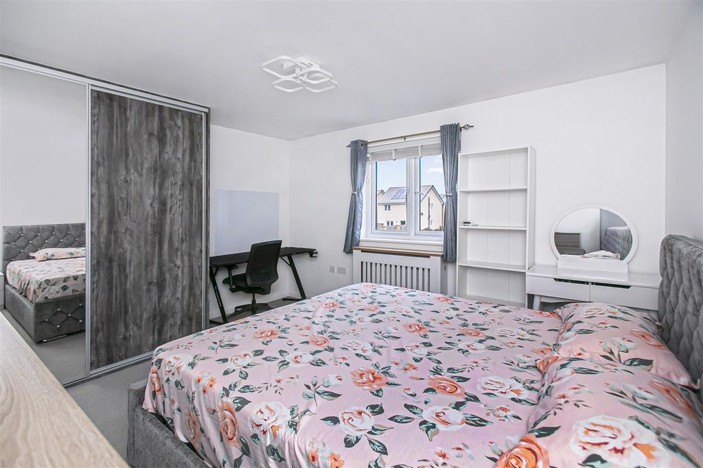 Additional image 20 of 2 bed terraced house for sale15 Curlew Way, Inverkeithing KY11