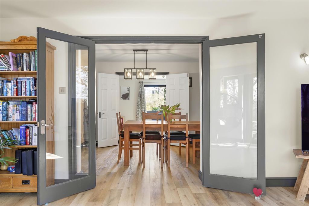 Additional image 9 of 5 bed property for saleOaklands, Westwood Drive, Ilkley LS29