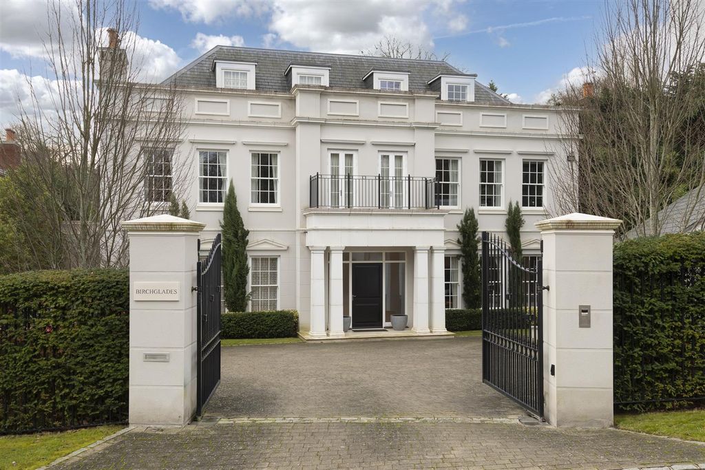 7 bed detached house for saleCoombe Park, Coombe, Kingston Upon Thames KT2