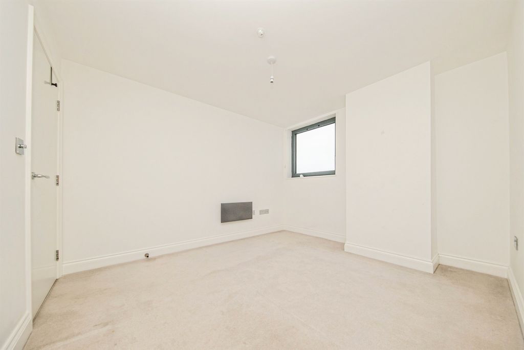Additional image 8 of 2 bed flat for saleKey Street, Ipswich IP4