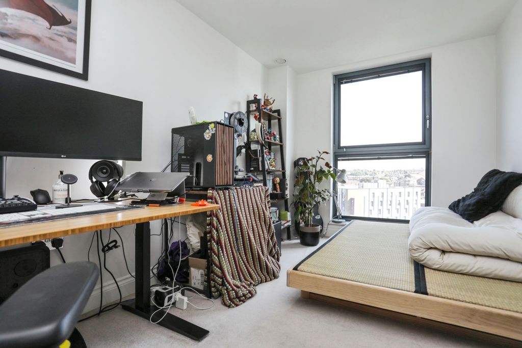 Additional image 12 of 2 bed flat for saleKey Street, Ipswich IP4
