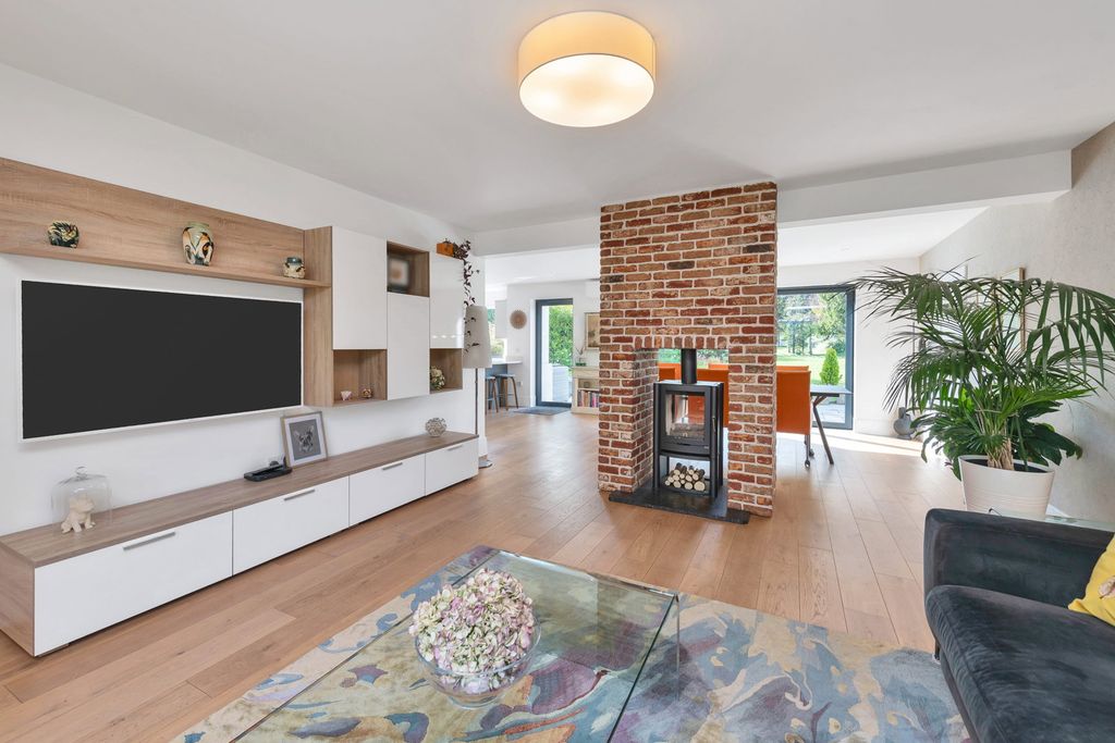 Additional image 3 of 4 bed detached house for saleHartford Road, Huntingdon PE29