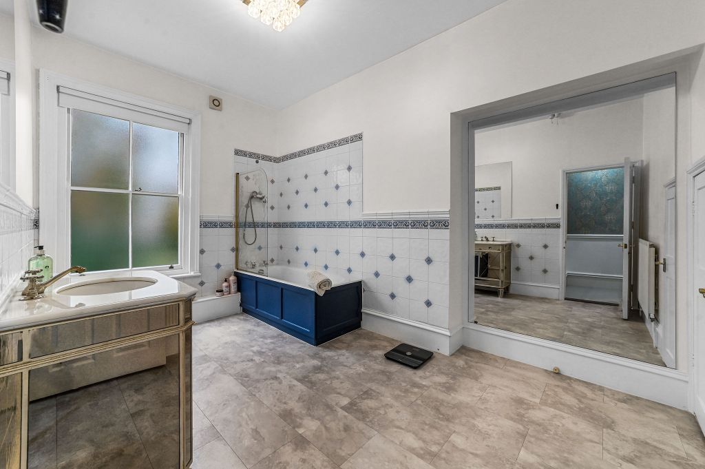 Additional image 25 of 7 bed detached house for saleWesterfield Road, Ipswich IP4