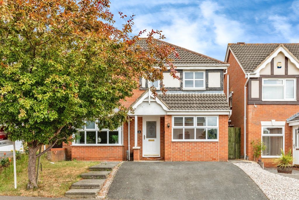 5 bed detached house for saleHarwood Drive, Kettering NN16