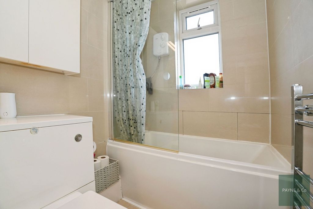 Additional image 6 of 5 bed terraced house for saleCavendish Gardens, Ilford IG1