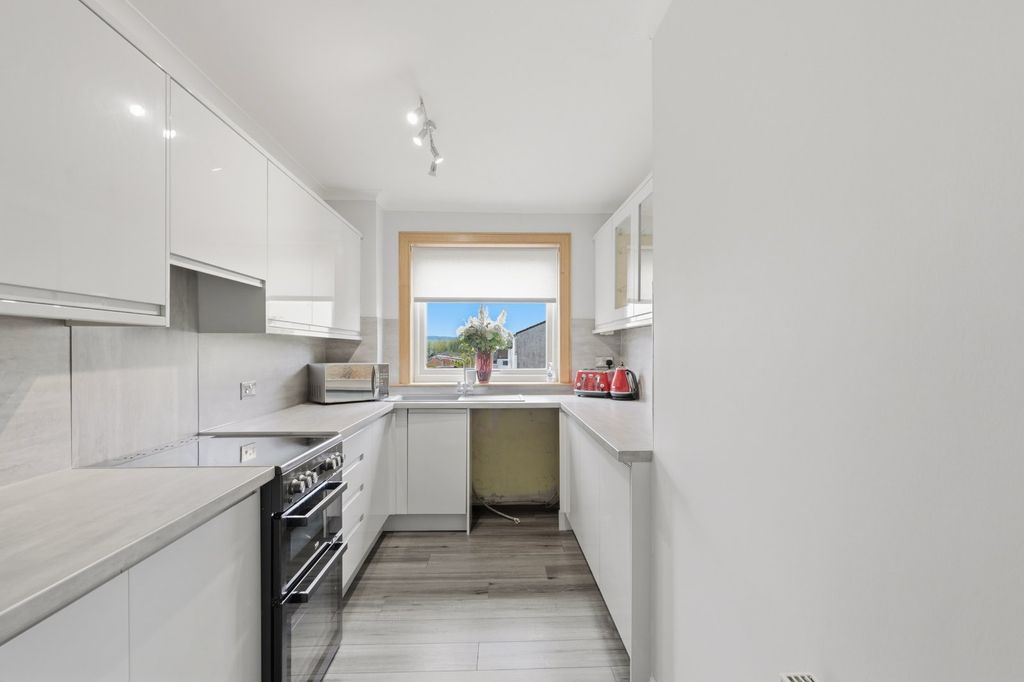 Additional image 7 of 3 bed terraced house for saleLinnet Avenue, Spateston, Renfrewshire PA5