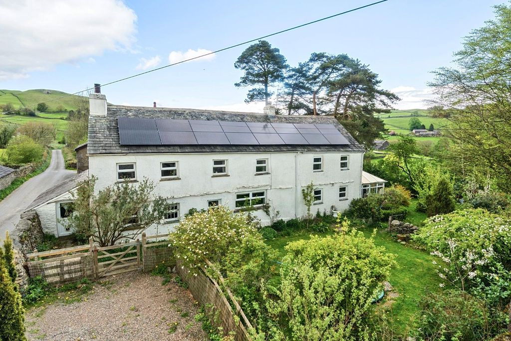 5 bed detached house for saleGarnett Bridge Road, Burneside, Kendal LA8