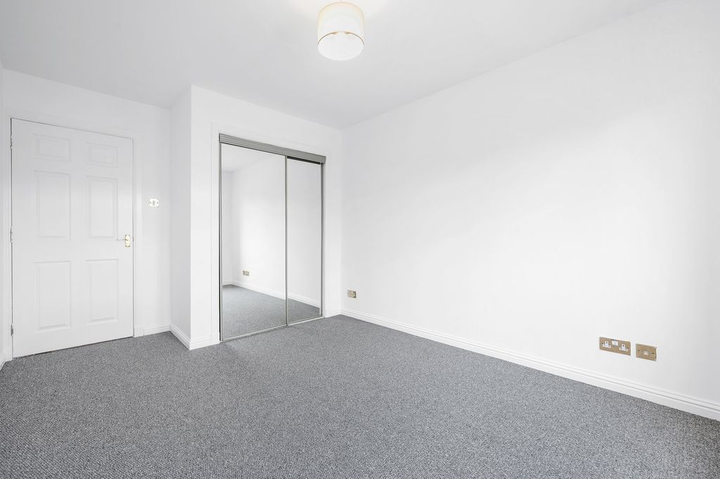 Additional image 12 of 2 bed flat for saleKing Street, Inverkeithing KY11
