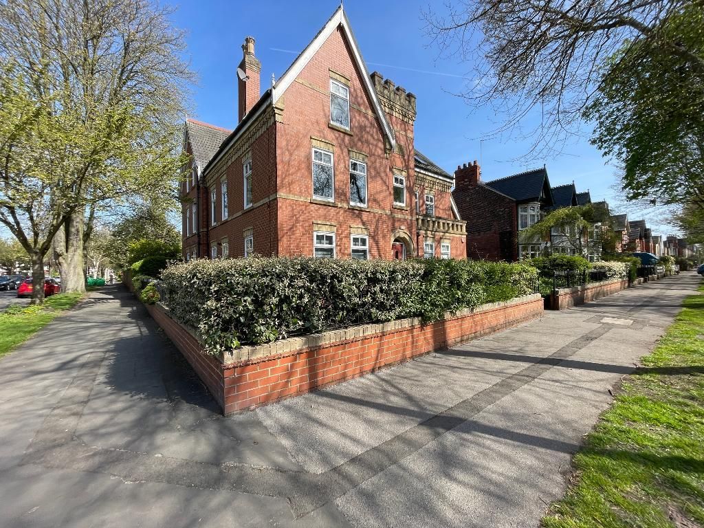 Additional image 11 of 2 bed flat for salePark Avenue, Hull HU5