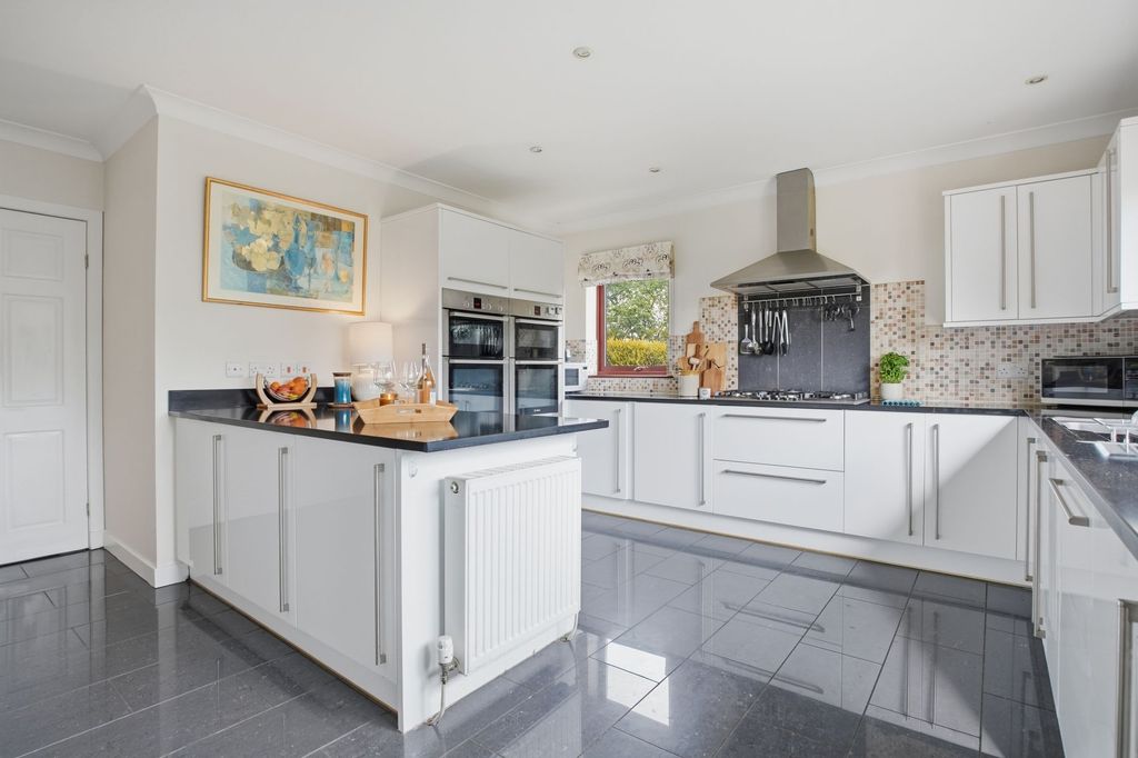 Additional image 8 of 7 bed detached house for saleSt. Ronan's Terrace, Innerleithen EH44