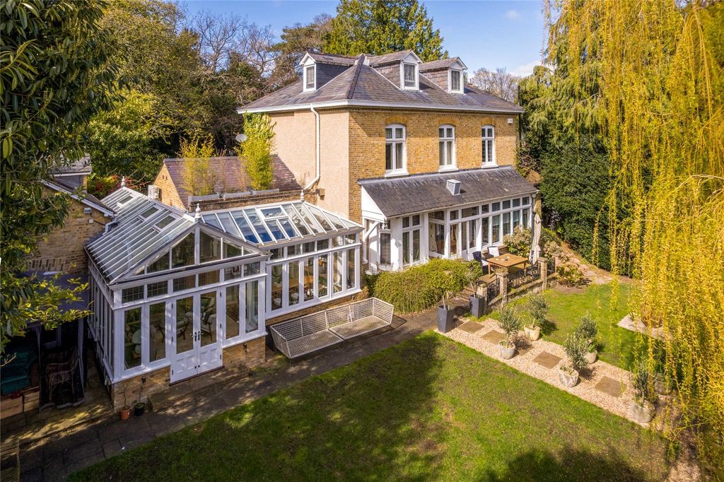 6 bed detached house for saleHayes Lane, Kenley CR8