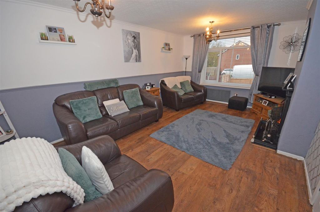 Additional image 7 of 4 bed semi-detached house for saleWaterside, Hyde SK14