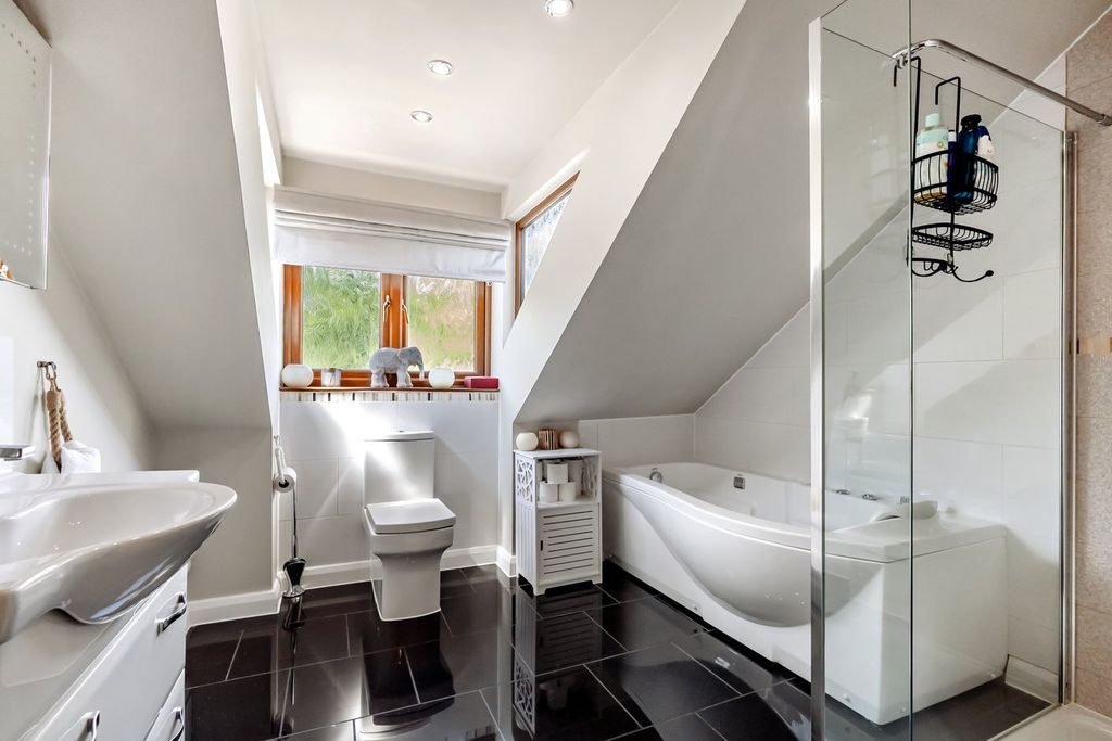 Additional image 14 of 5 bed detached house for saleLongstaff Way, Hartford, Huntingdon PE29