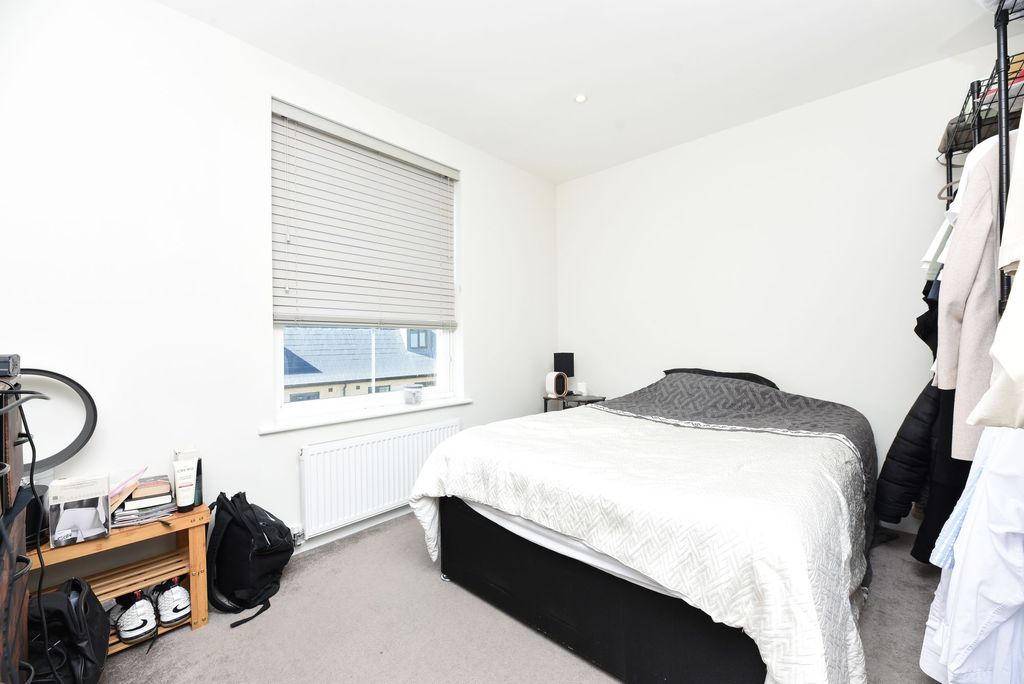 Additional image 8 of 2 bed flat for sale12 Ferrars Road, Huntingdon PE29
