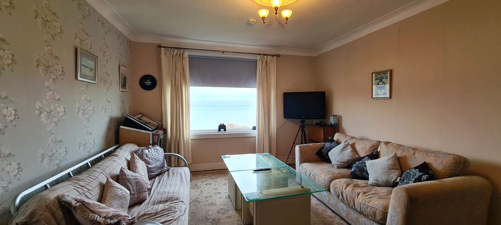 Additional image 10 of 3 bed flat for saleArdmory Road, Rothesay PA20