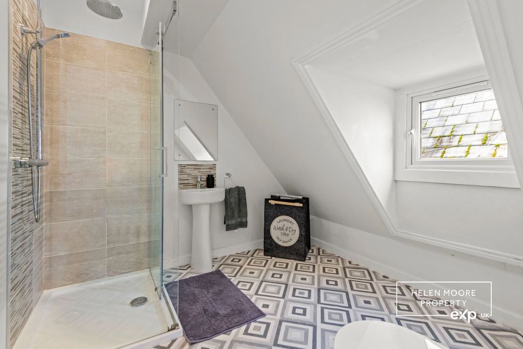 Additional image 10 of 3 bed penthouse for saleTremarran Court, Crescent Road, Ivybridge, Devon PL21