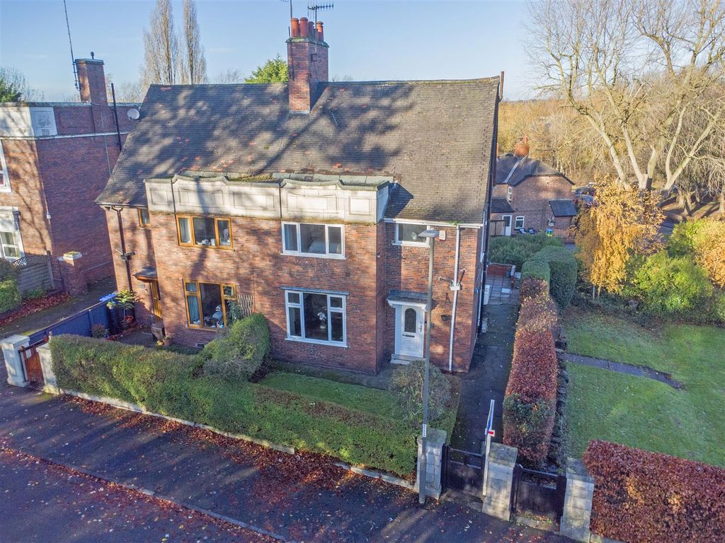 3 bed semi-detached house for saleManners Road, Ilkeston DE7