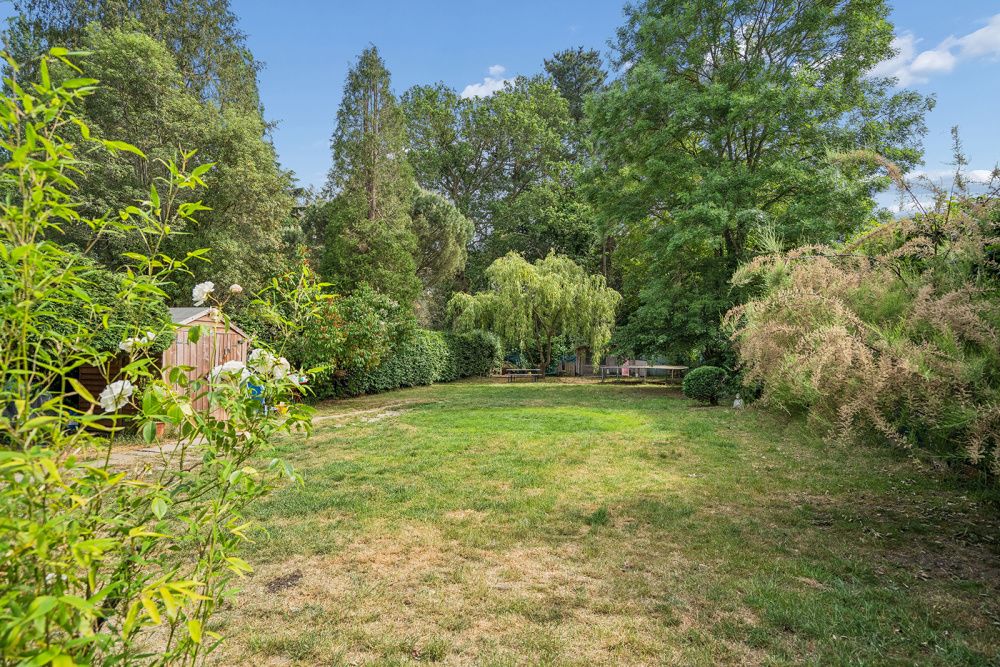 Additional image 4 of 5 bed detached house for saleWood Lane Close, Iver SL0