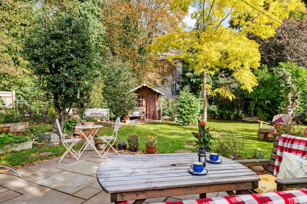Additional image 15 of 3 bed detached house for salePriory Road, Hungerford RG17