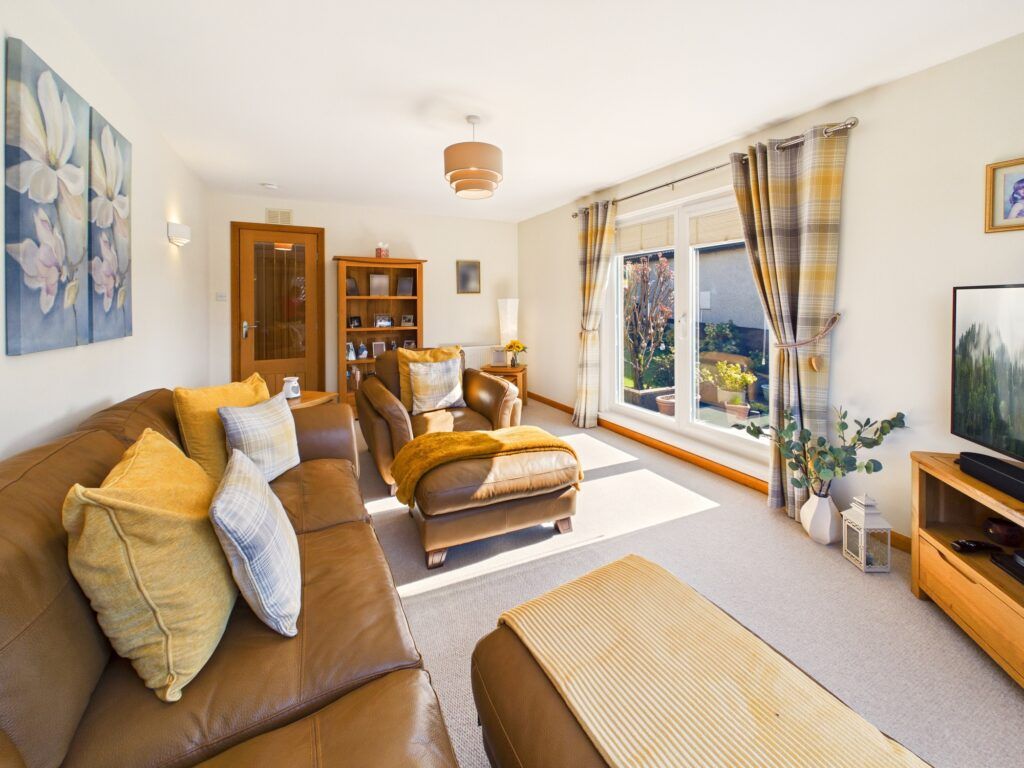 Additional image 3 of 3 bed detached bungalow for sale3 Carnasserie Place, Kilmory, Lochgilphead, Argyll PA31