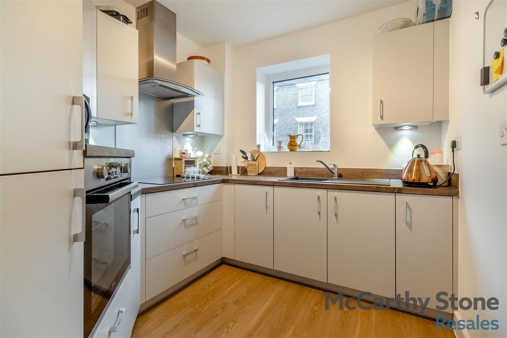 Additional image 6 of 1 bed flat for saleLower Brook Street, Ipswich IP4