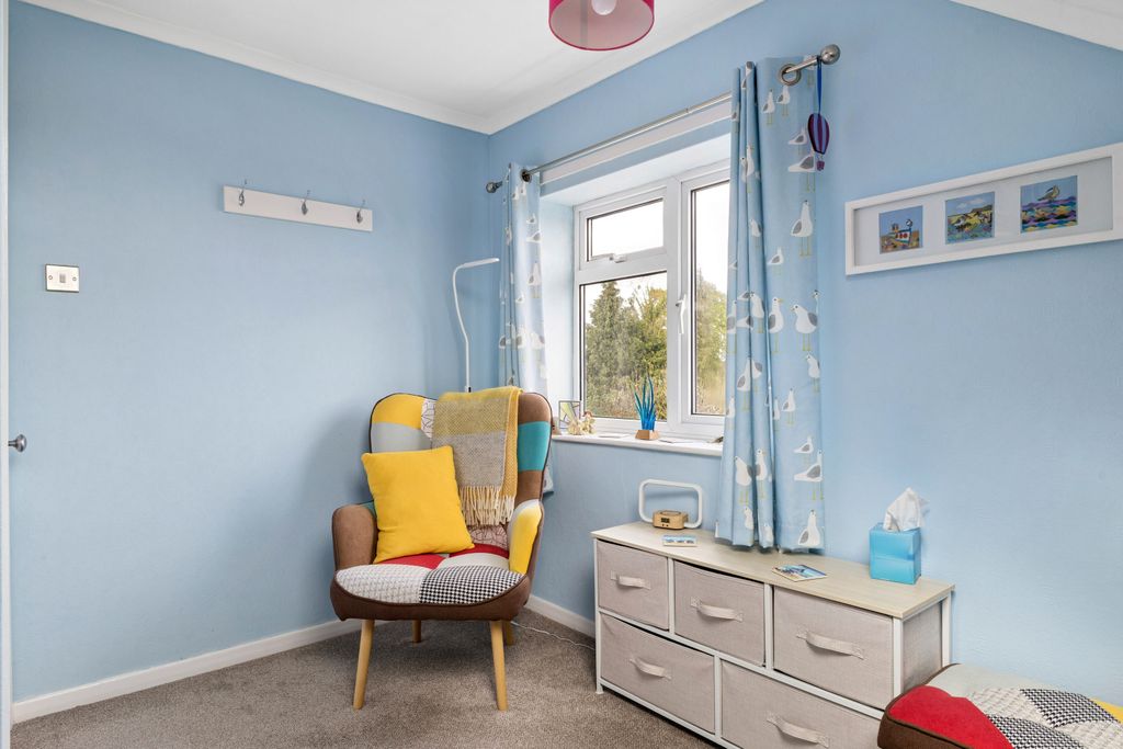 Additional image 15 of 3 bed semi-detached house for saleSarum Way, Hungerford RG17