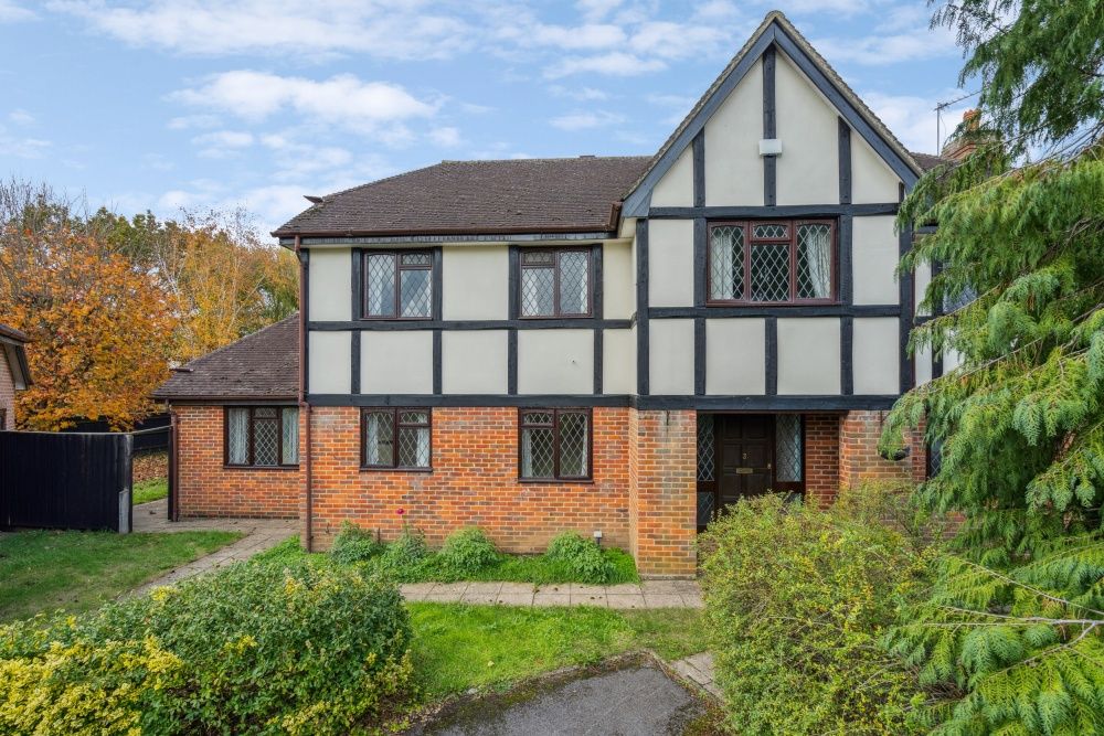 Additional image 11 of 5 bed detached house for saleHoneysuckle Close, Iver SL0