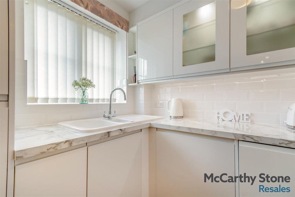 Additional image 10 of 1 bed flat for saleTresham Close, St. Marys Road, Kettering, Northamptonshire NN15