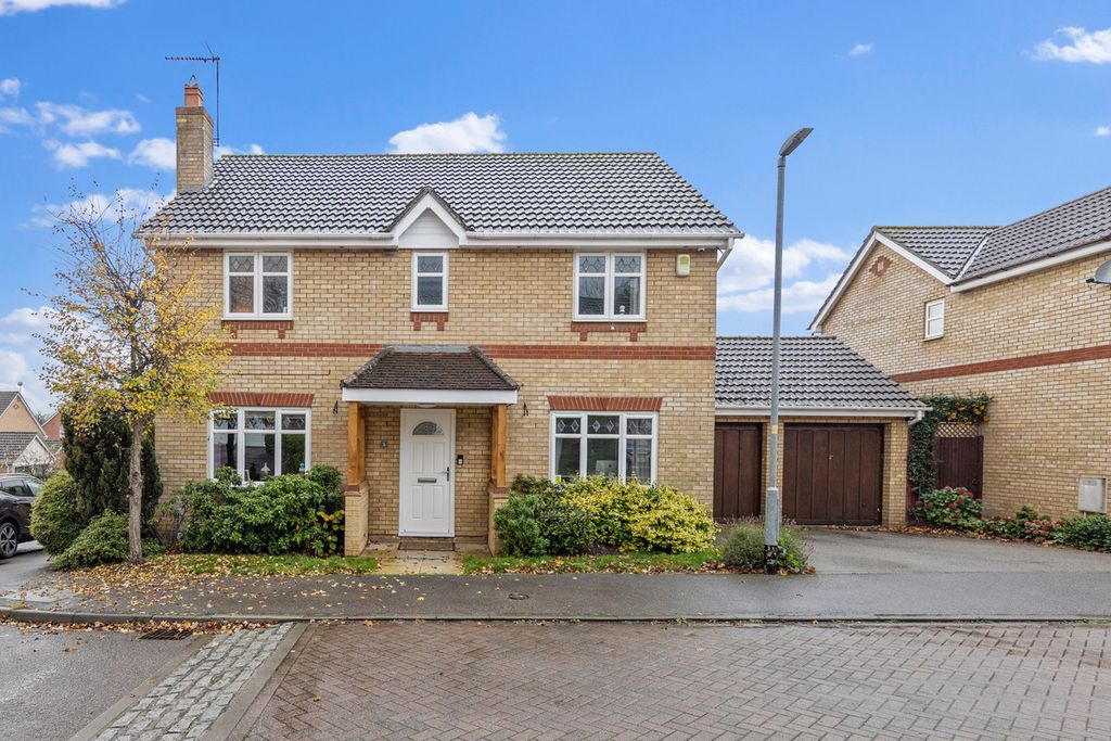 4 bed detached house for saleMillennium Close, Kettering NN15