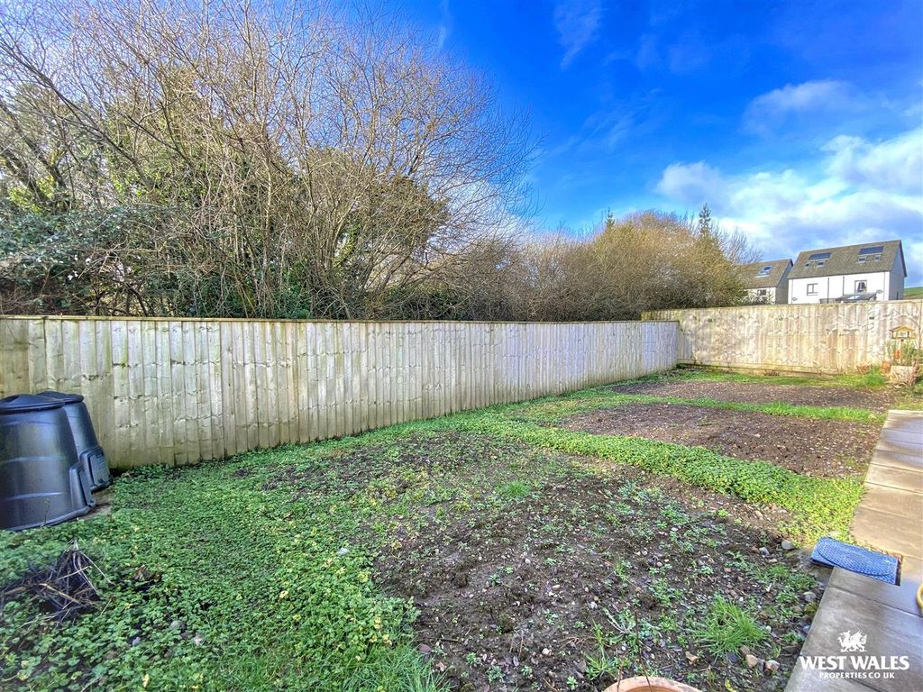 Additional image 19 of 3 bed detached bungalow for saleLlys Y Felin, Kidwelly SA17