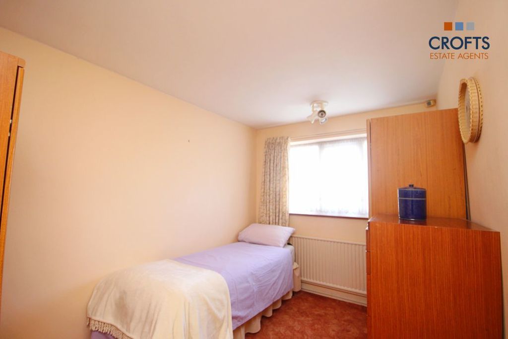Additional image 9 of 3 bed detached bungalow for saleClyfton Crescent, Immingham DN40