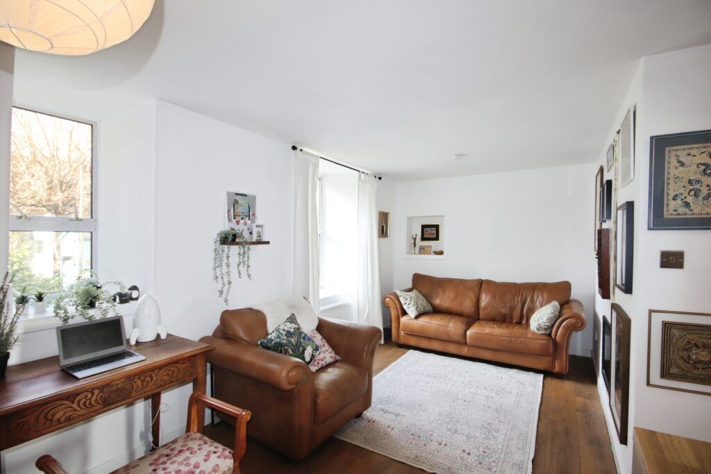 Additional image 3 of 1 bed flat for sale30 Castle Street, Rothesay PA20