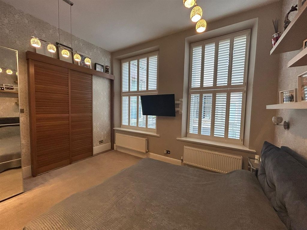 Additional image 13 of 2 bed flat for saleMottram Road, Broadbottom, Hyde SK14
