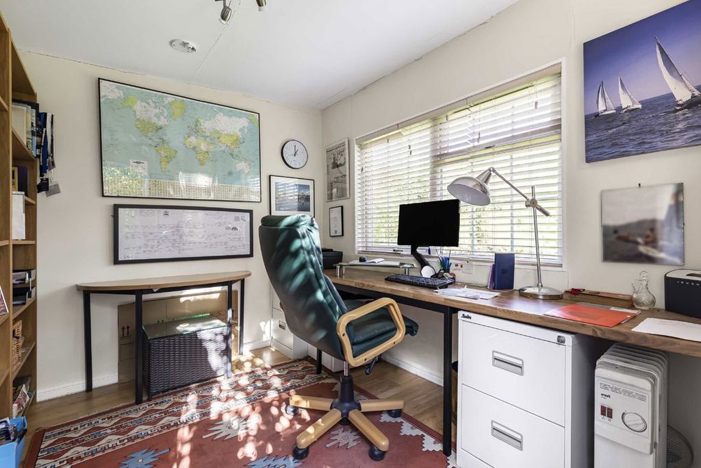 Additional image 12 of 5 bed detached house for saleCole Park Road, St Margarets TW1