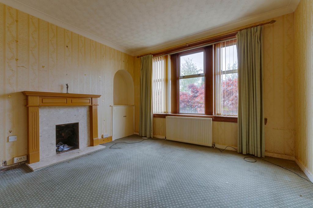 Additional image 2 of 2 bed flat for saleFinlaystone Road, Kilmacolm PA13