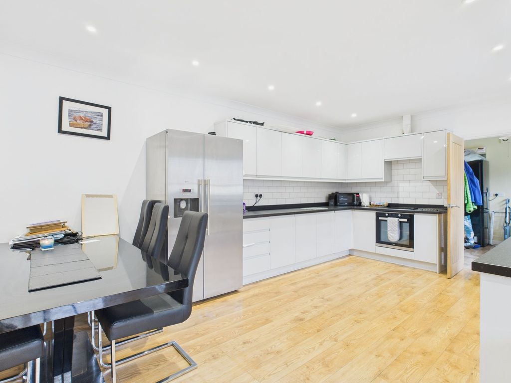 Additional image 2 of 4 bed detached bungalow for saleKilvelgy Park, Kilgetty SA68