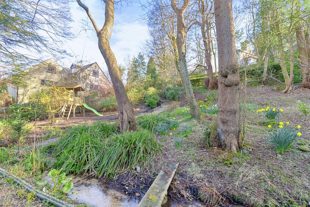 Additional image 23 of 5 bed property for saleOaklands, Westwood Drive, Ilkley LS29
