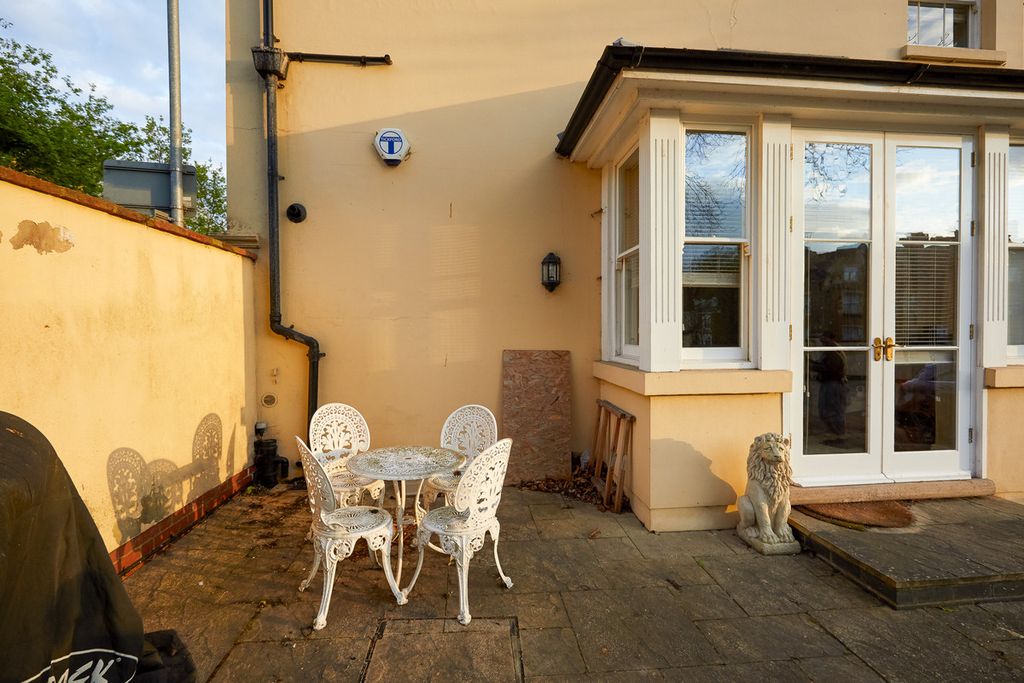 Additional image 12 of 1 bed flat for saleCliftonville, Northampton NN1