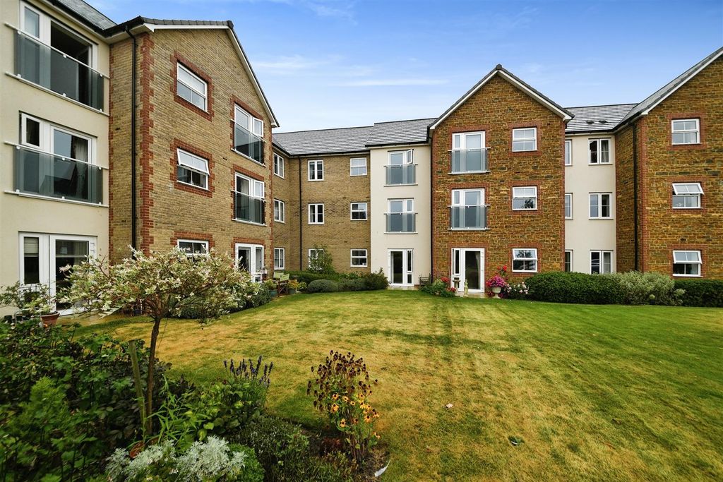 1 bed flat for sale38 Eastland Grange, 16 Valentine Road, Hunstanton PE36