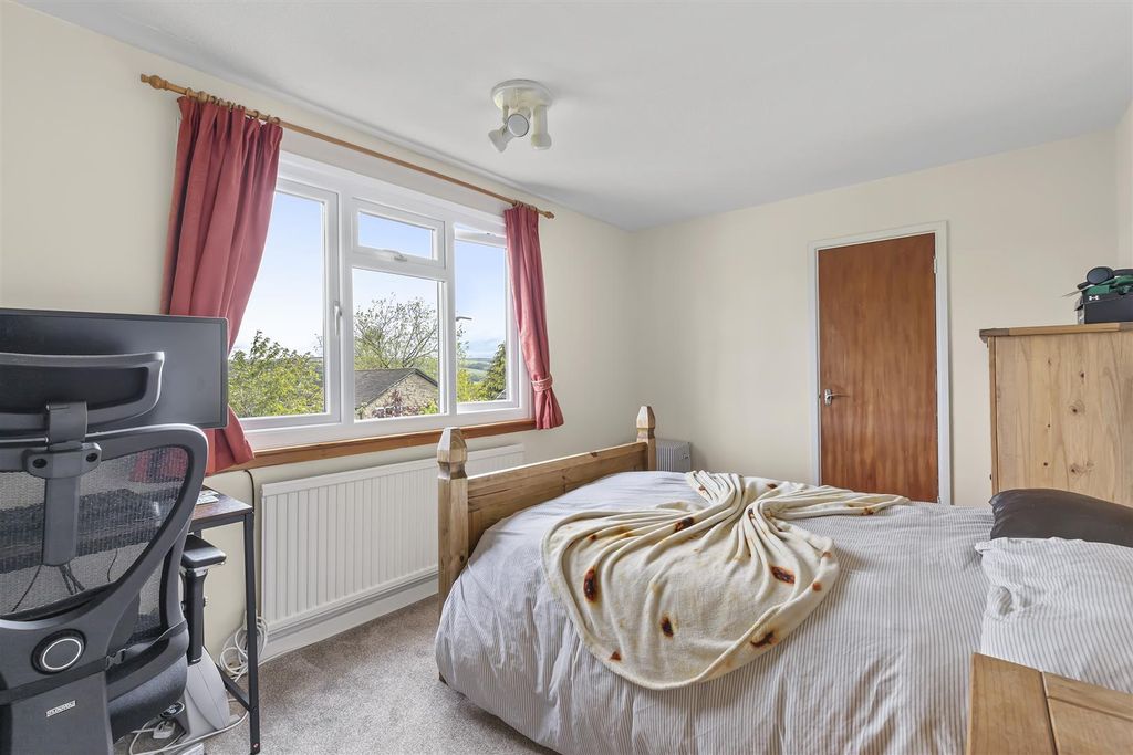 Additional image 9 of 4 bed detached house for saleWoodroyd Gardens, Ilkley LS29