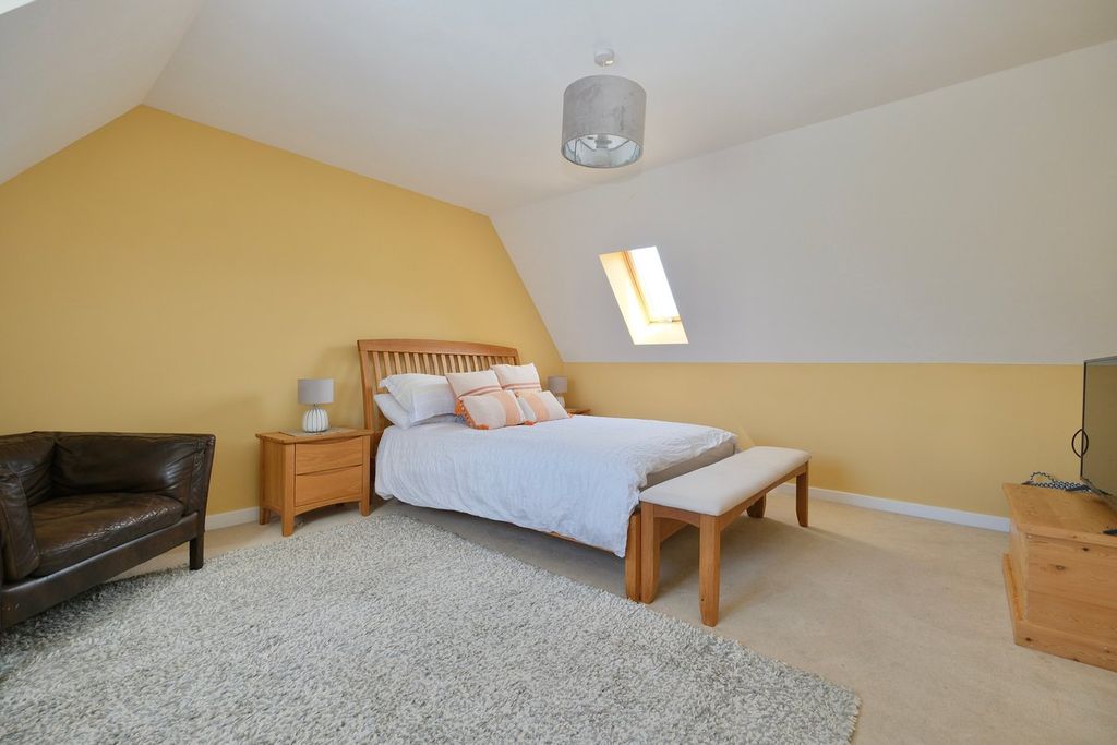 Additional image 20 of 6 bed detached house for saleJarwood Walk, Godmanchester, Huntingdon PE29