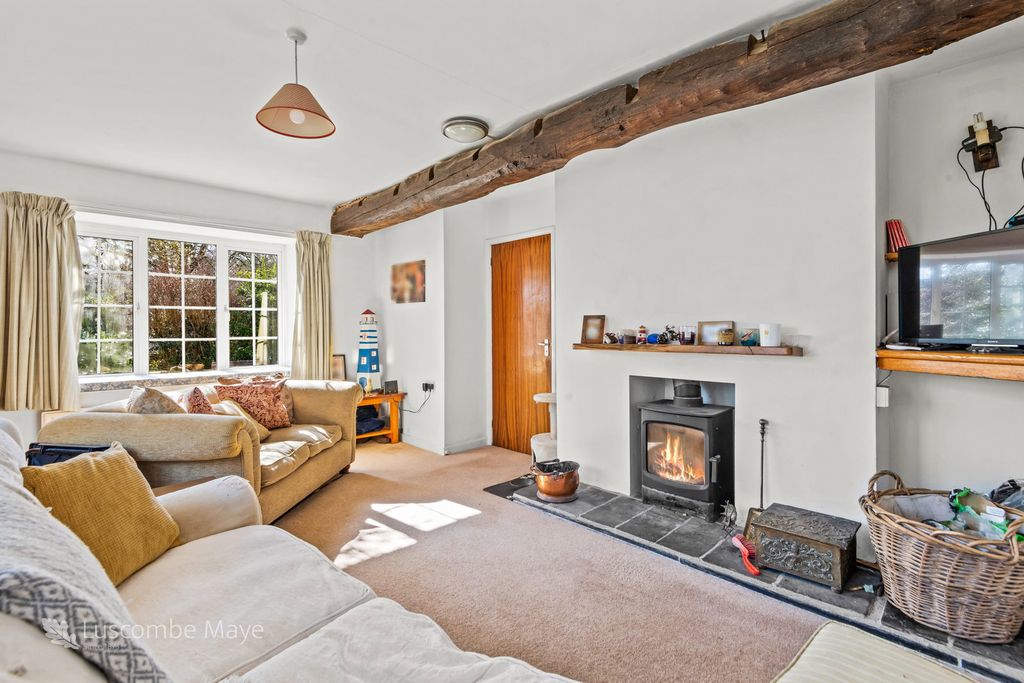 4 bed barn conversion for saleCheston, Wranagton TQ10 photo 3