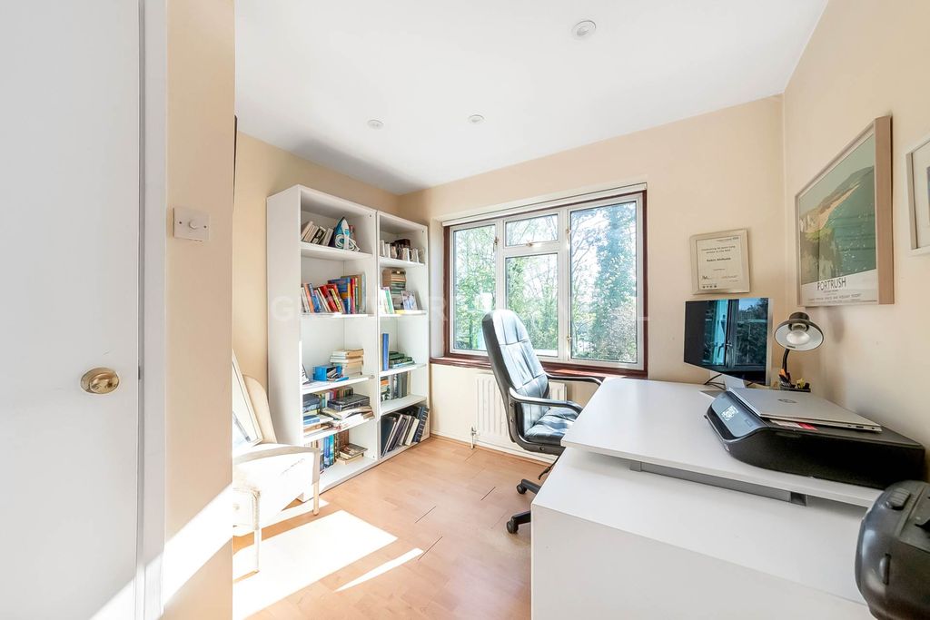 Additional image 18 of 5 bed detached house for saleWarbank Lane, Kingston Upon Thames KT2