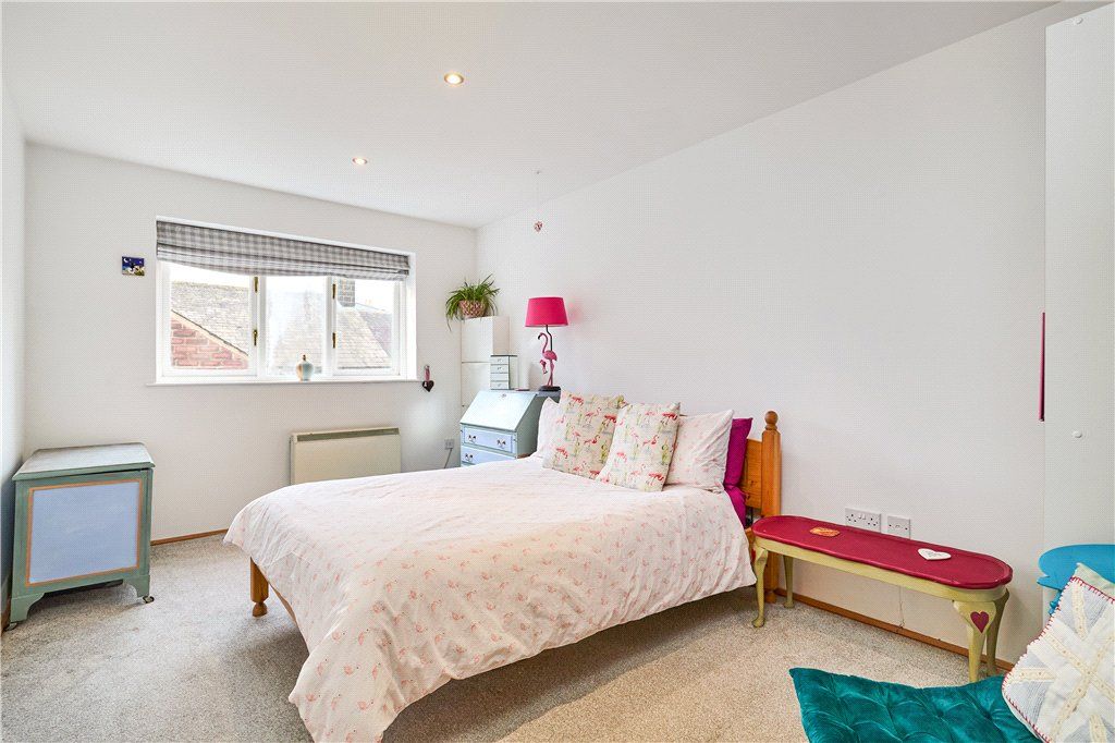 Additional image 13 of 3 bed flat for saleRailway Road, Ilkley, West Yorkshire LS29