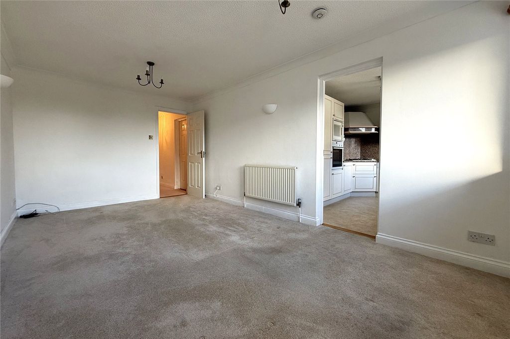 Additional image 8 of 2 bed flat for saleThe Groves, Crescent Road, Ivybridge, Devon PL21