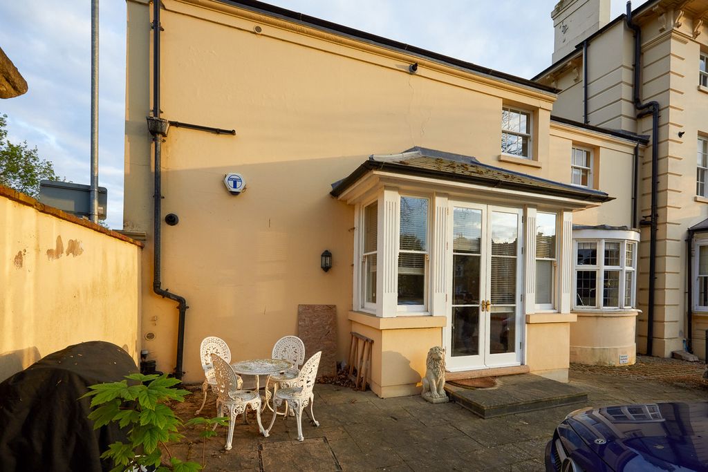 Additional image 13 of 1 bed flat for saleCliftonville, Northampton NN1