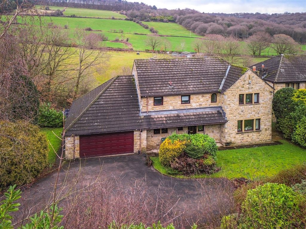 4 bed detached house for salePrince Wood Lane, Huddersfield HD2