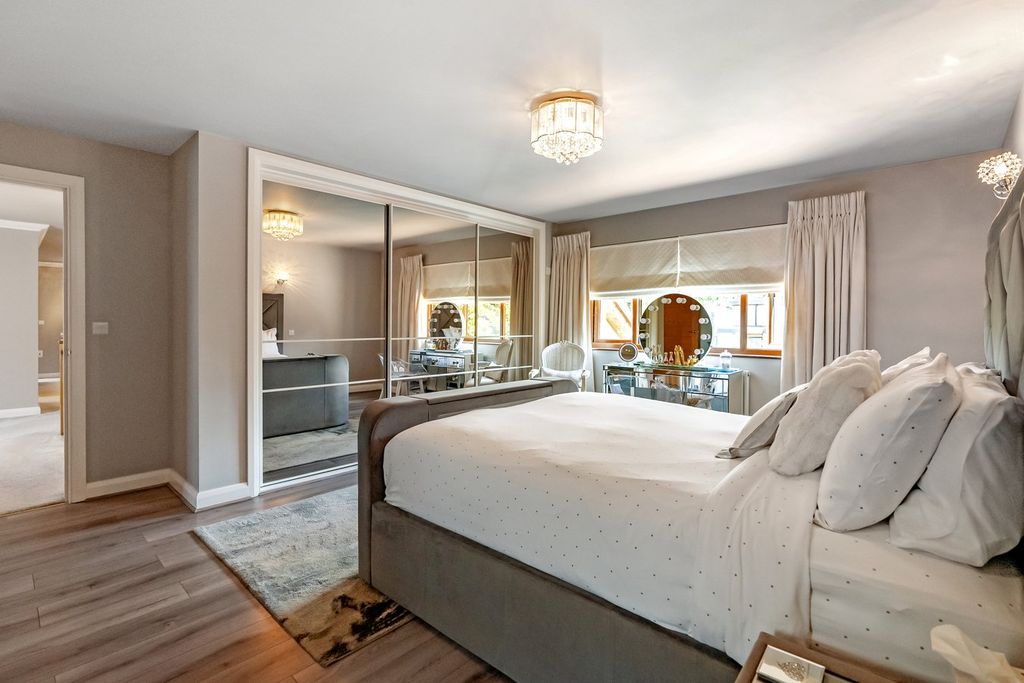 Additional image 9 of 5 bed detached house for saleLongstaff Way, Hartford, Huntingdon PE29