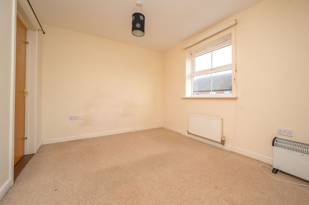 2 bed flat for saleBellway Close, Kettering NN16 photo 5